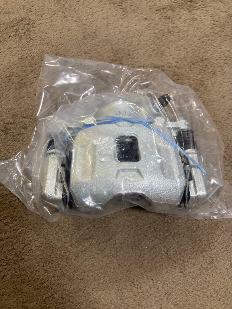 スズキ 純正 アルト 《 HA36S 》 右左フロントブレーキキャリパー