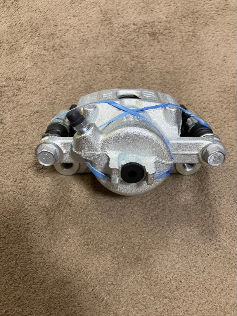 スズキ 純正 アルト 《 HA36S 》 右左フロントブレーキキャリパー