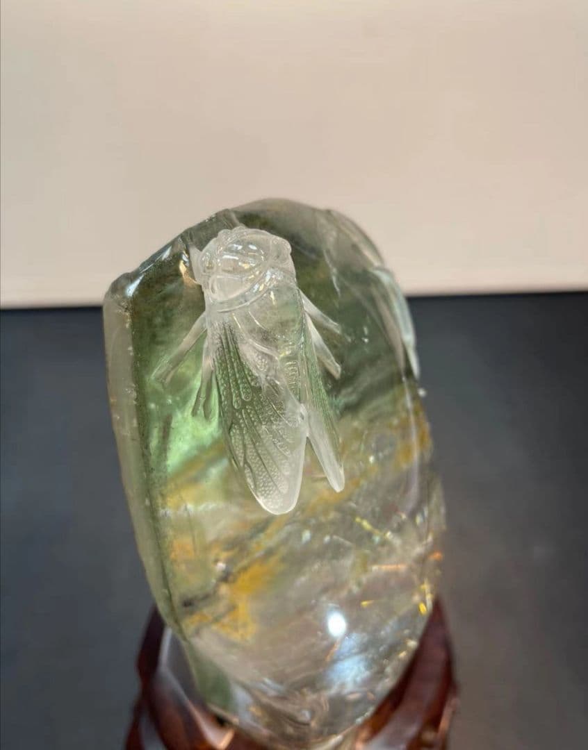 ガーデンルチルクラスター彫刻　蝉（セミ）