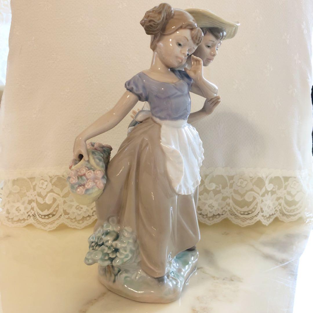 リヤドロ磁器人形5292☆Love In B loom恋の花が咲く【絶版】美品