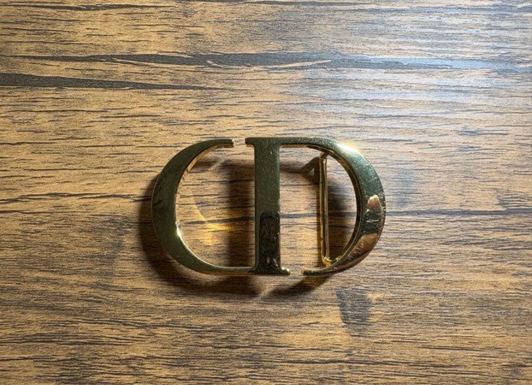 Dior ゴールド ベルトバックル