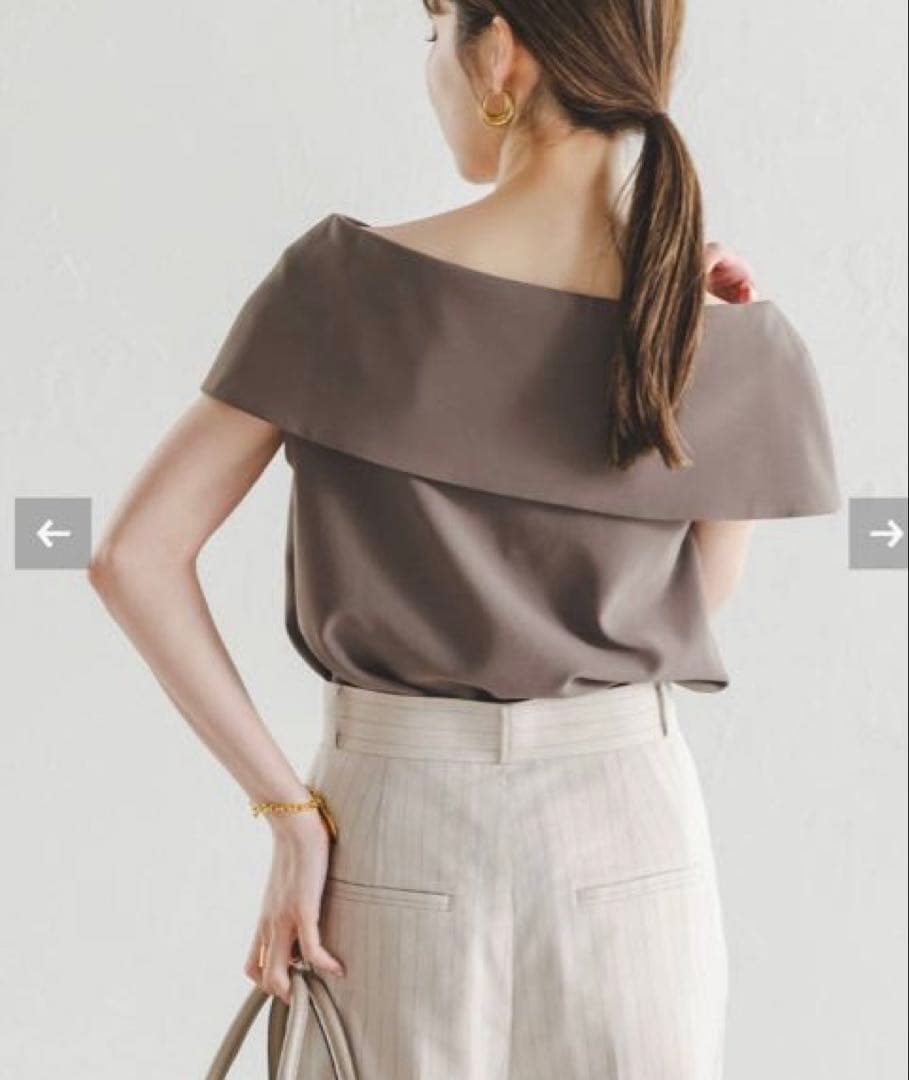 今季完売＊NOBLE新品未使用＊【洗える】ケープブラウス　ブラウン