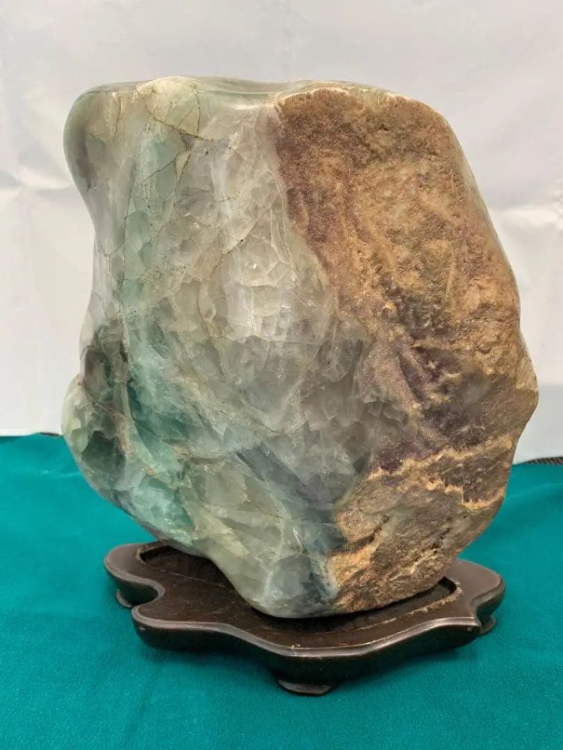 鑑賞石　翡翠石