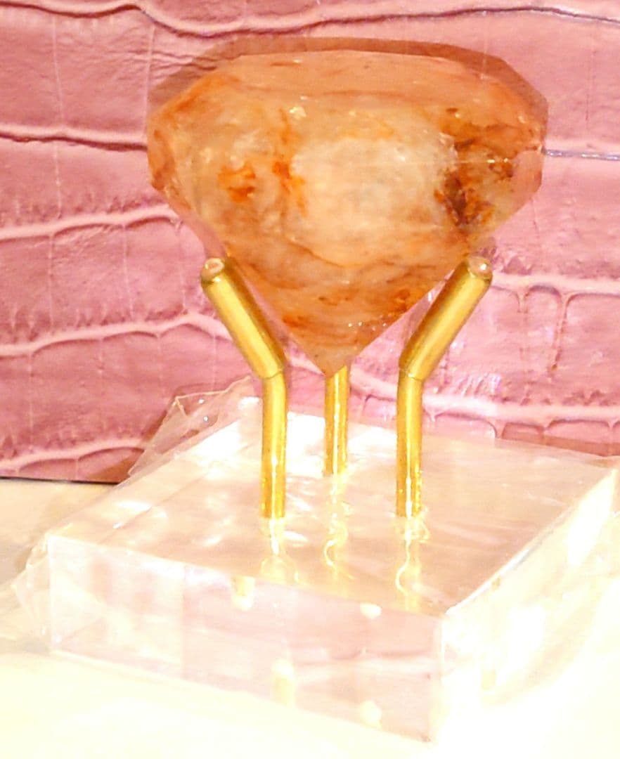 【レア✧１点物】天然石ファイヤークォーツのダイヤモンドカット　置き物