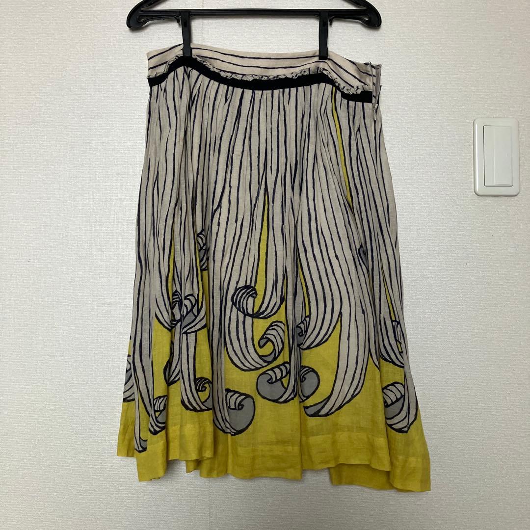 minä perhonen スカート　スウィング