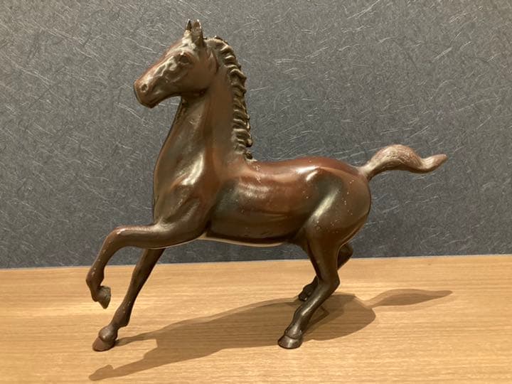 【お値下げ中】跳ね馬の置き物