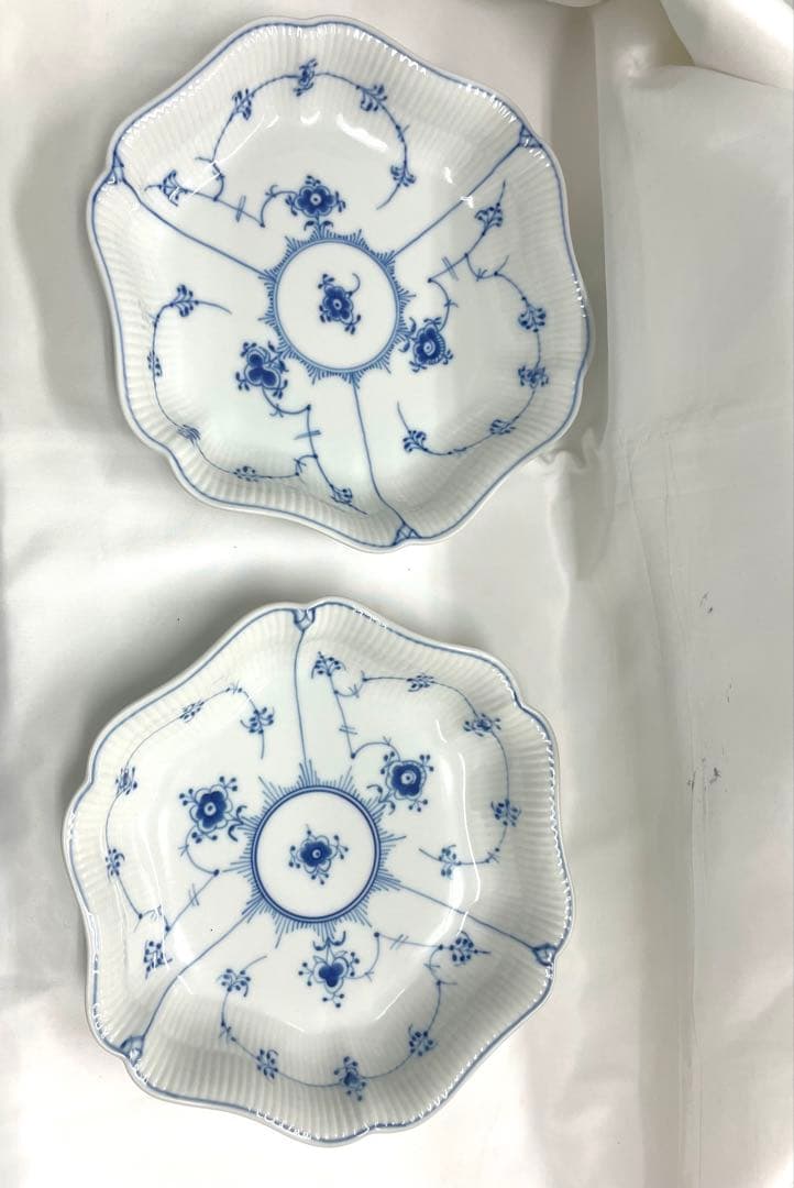 値下げ‼️ロイヤルコペンハーゲン ブルーフルーテッド プレート 六角皿　2枚
