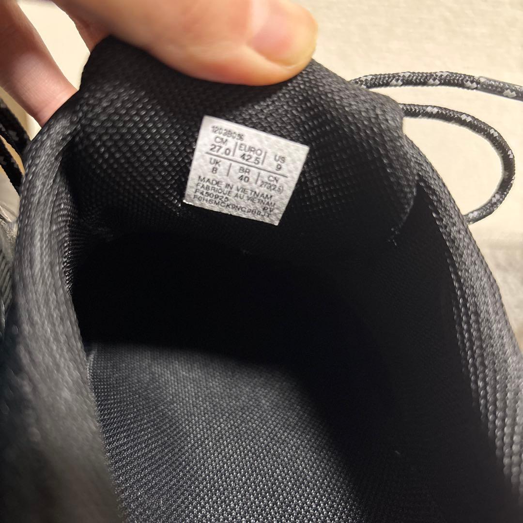 靴 ASICS GEL-KINETIC SP