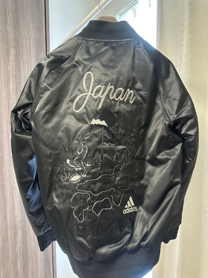 【adidas アディダス】スカジャン オールブラックスコラボ　限定品