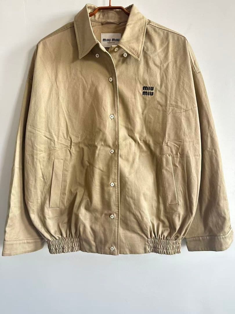 miu miu ベージュ ジャケット　新品同様
