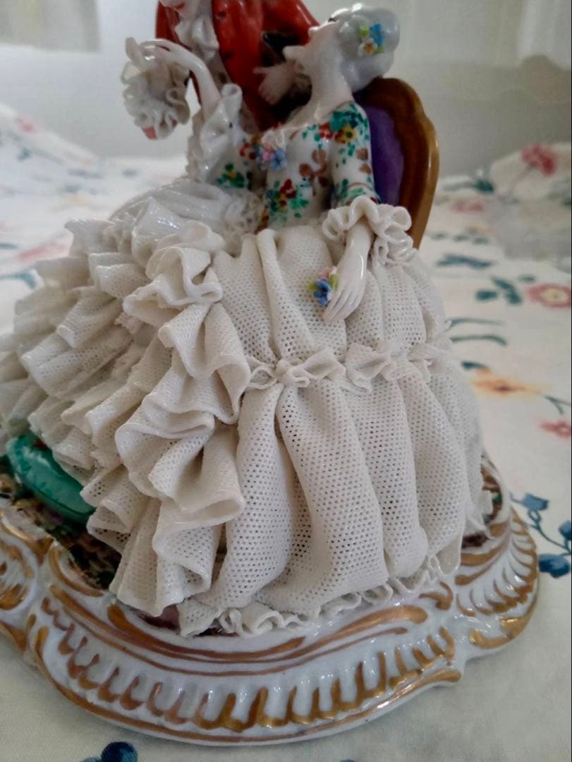 イタリア　フィギュリン　レース人形　ルイージファブリス　陶器　人形　男女