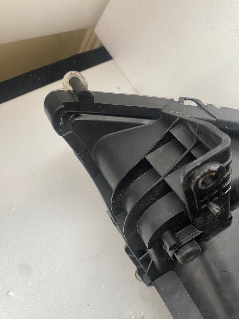 スイフト ZC72S ZC32S 純正HIDヘッ ドライト左右 美品