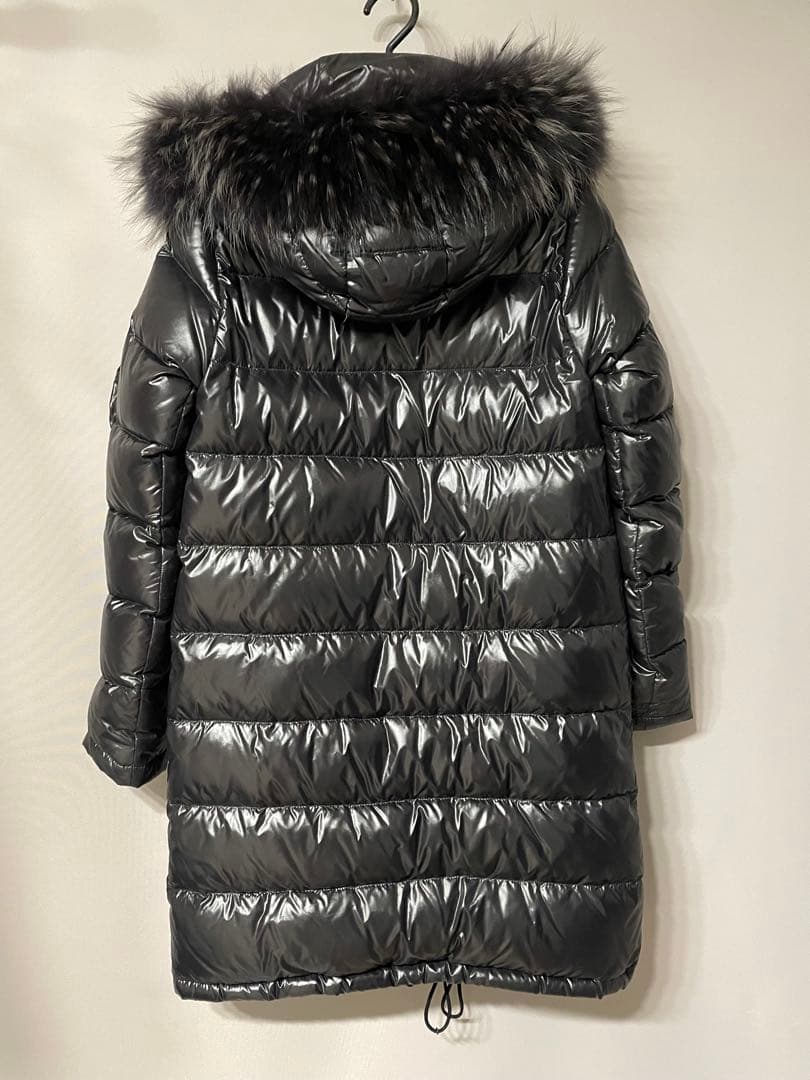 DUVETICA（デュベティカ）ダウン　コルシラ（コルチラ）ブラック　40