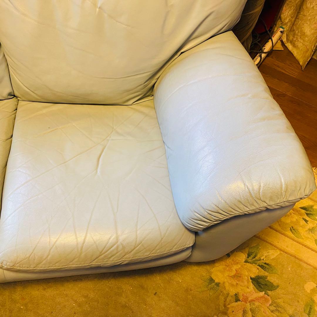 ライトブルー レザー 2人掛けソファ