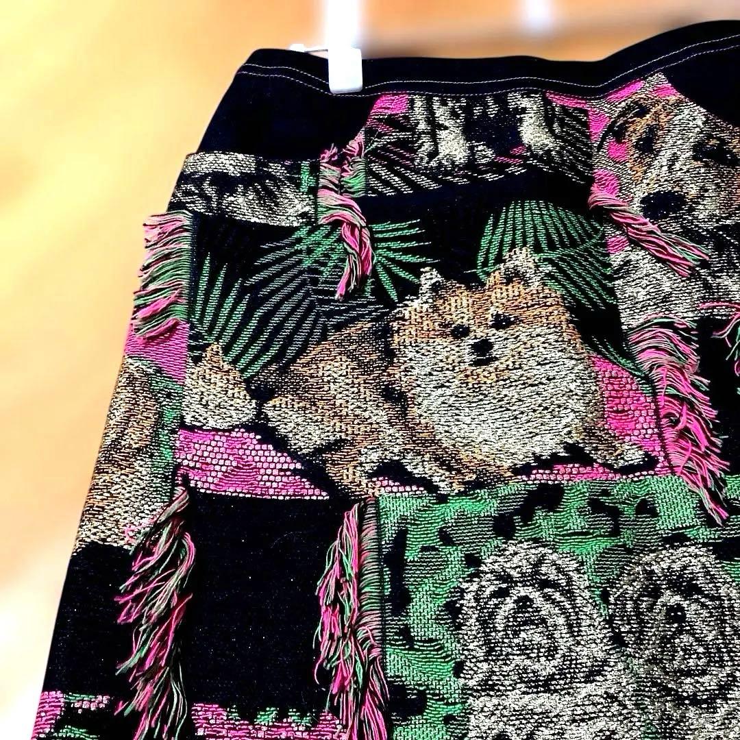 ♡定価57200円銀座マギー犬の刺繍 フリンジ付きタイトスカート未使用品。