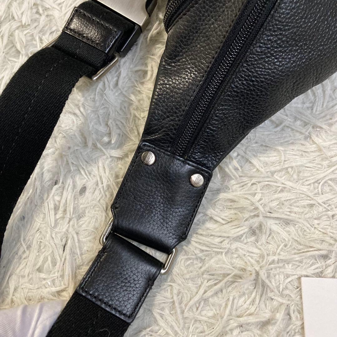 極美品 スリングバッグ ボディバッグ ウエストバッグ ブラック 黒