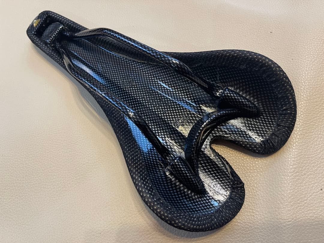 【美品】SELLE SUCCESS COLNAGO KEVLAR 2105 刺繍