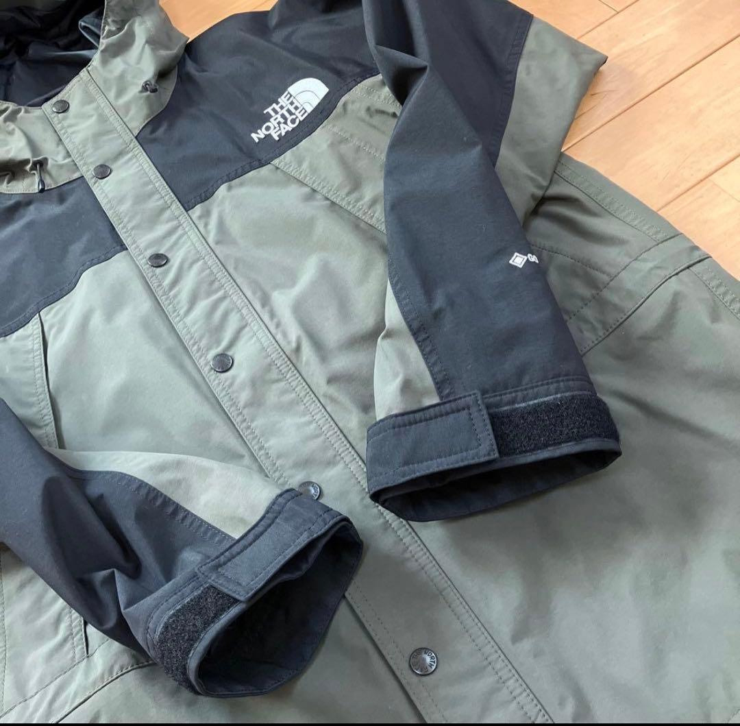 ほぼ新品THE NORTH FACE NP11834 マウンテンライト
