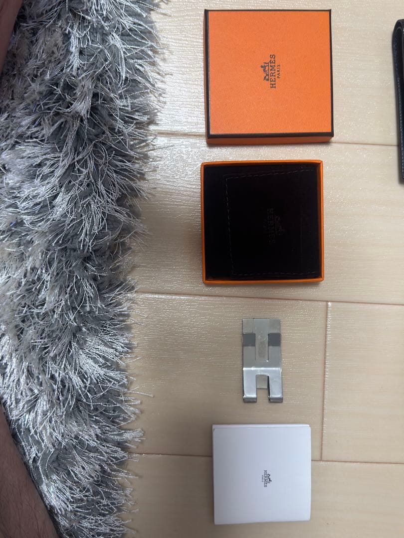 HERMES メタルマネークリップ 専用ケース付き