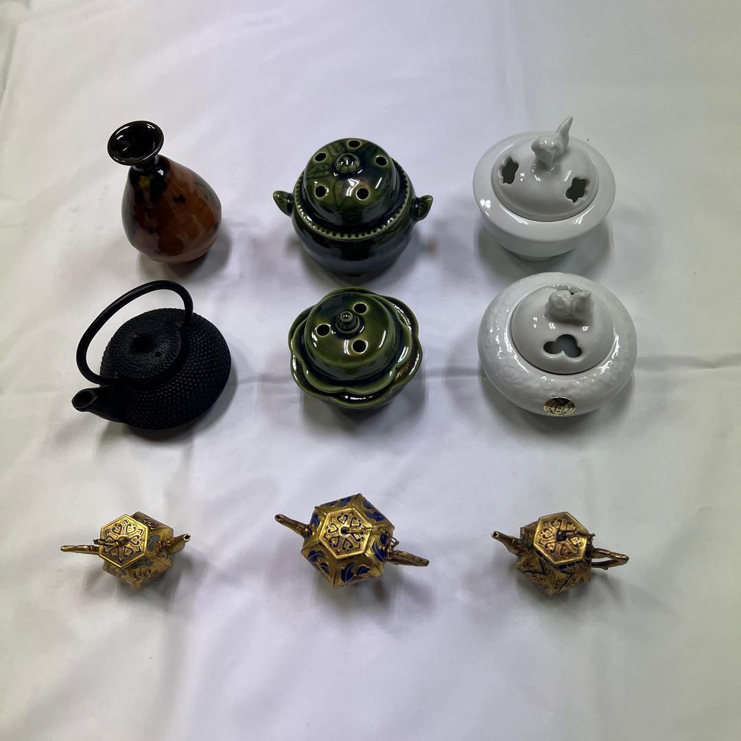 ミニ違い棚　置物　飾り棚　和風　レトロ木製　ミニ香炉　ミニ置物　セット