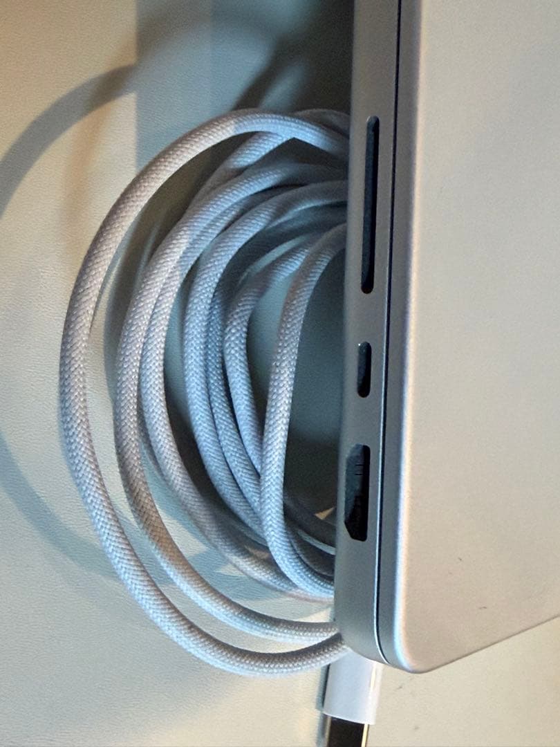 めんまMacBook Pro 14“ M1 Max 64GB US