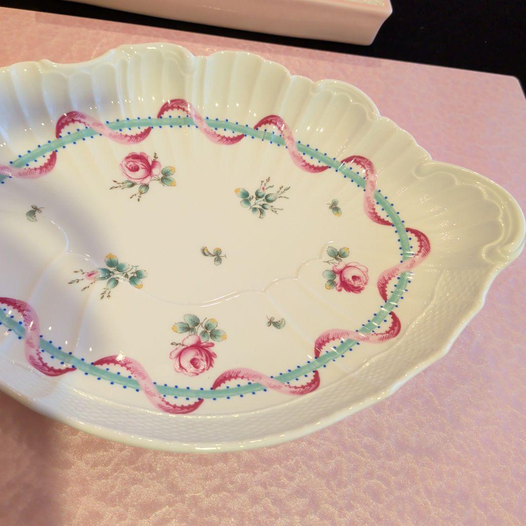 リチャード・ジノリ　ヴィラアドリアーナ　シェルディッシュ