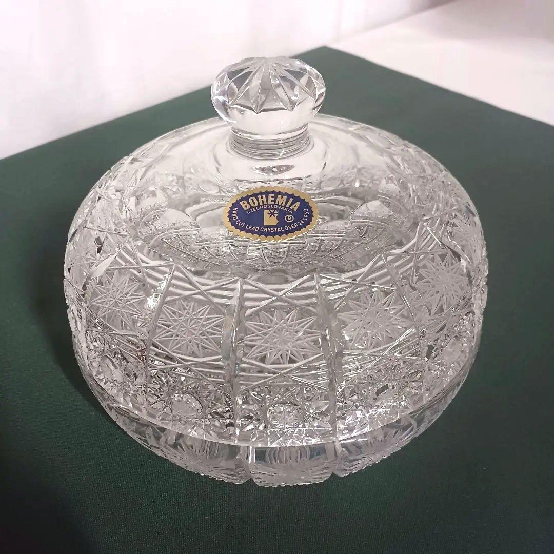 ボヘミア カット ガラス ボンボニエール キャンディーポット お菓子入れ