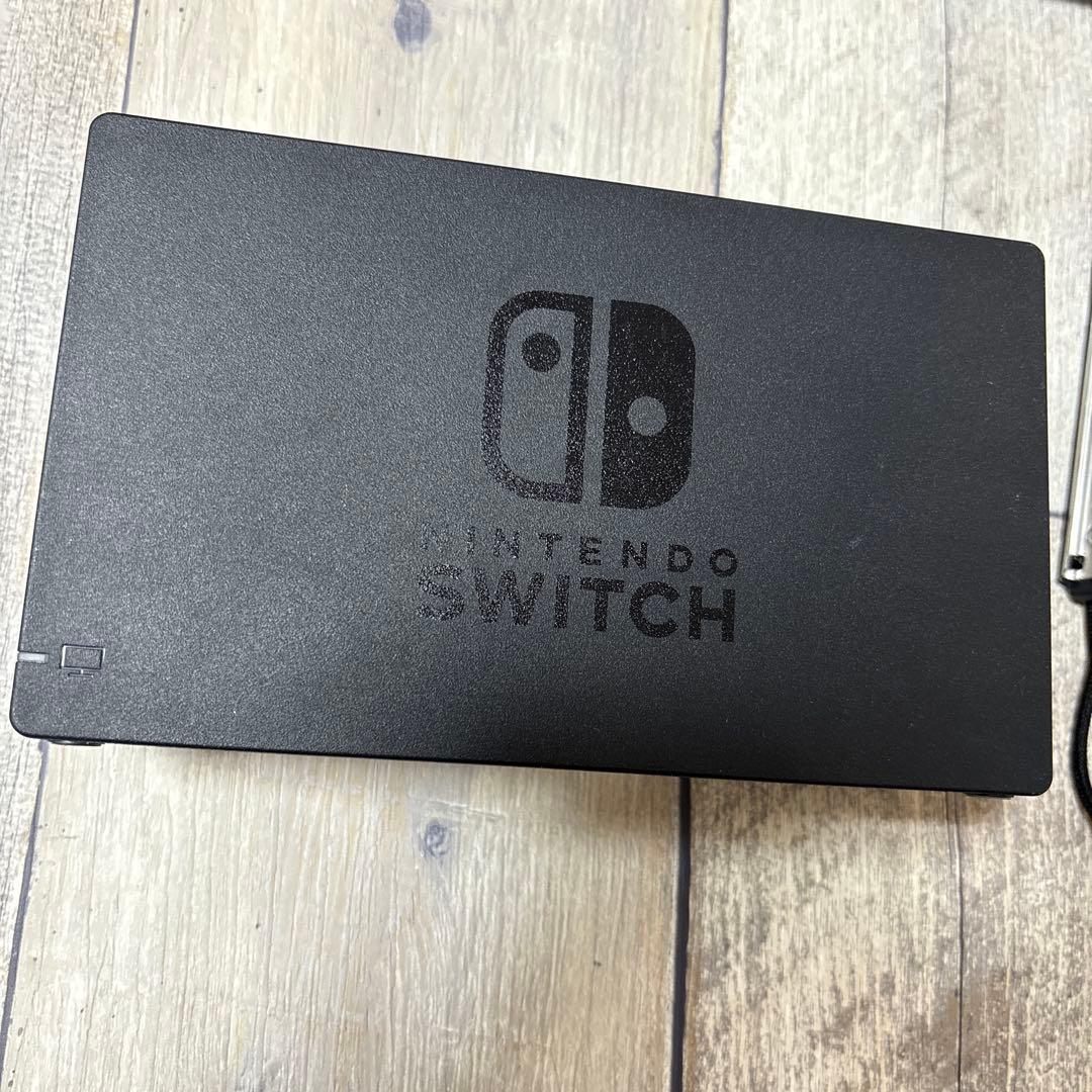 Nintendo Switch 本体　ネオンブルー　ネオンピンク　スイッチ