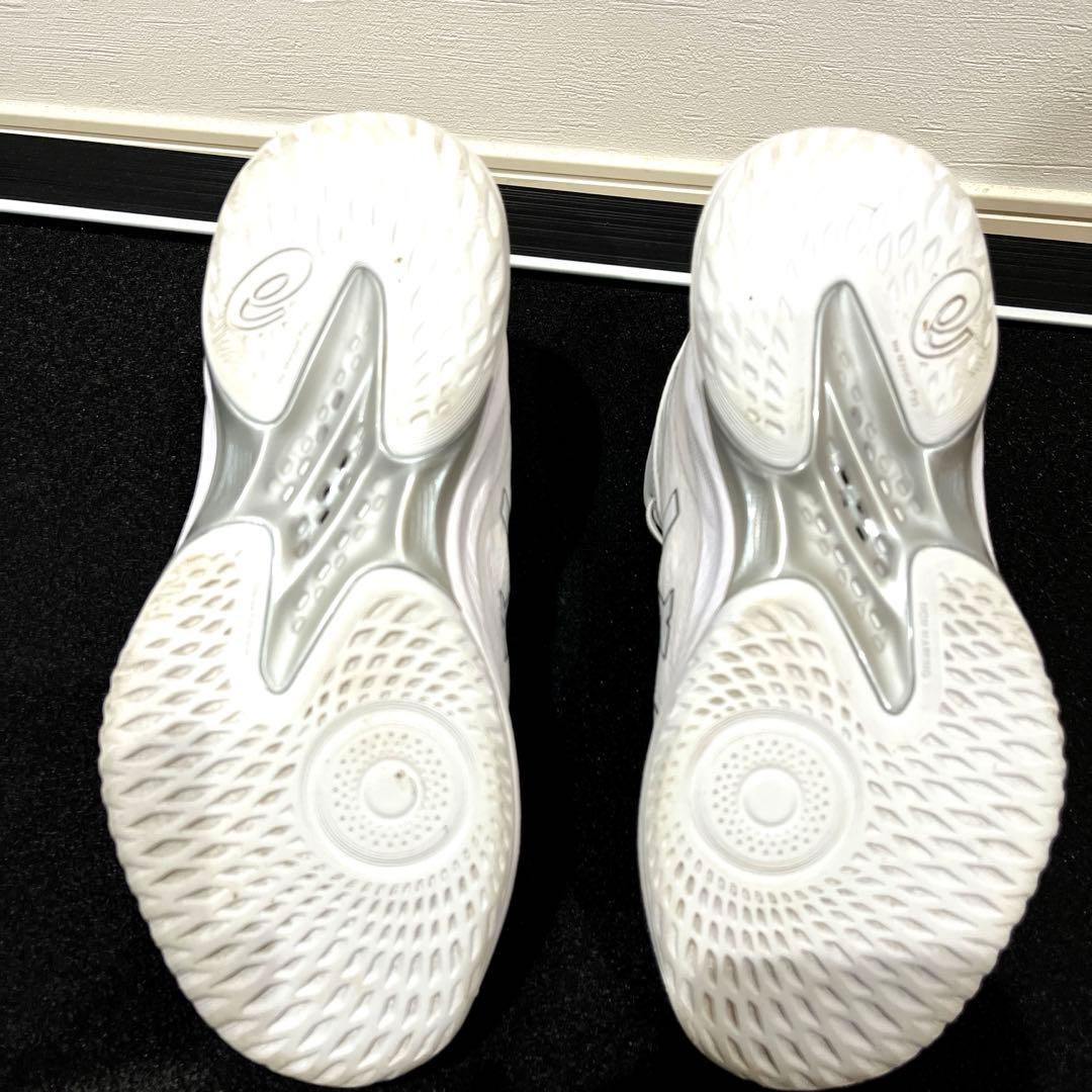 アシックス　バッシュ　25.5 GELHOOP メンズ　レディース　ホワイト