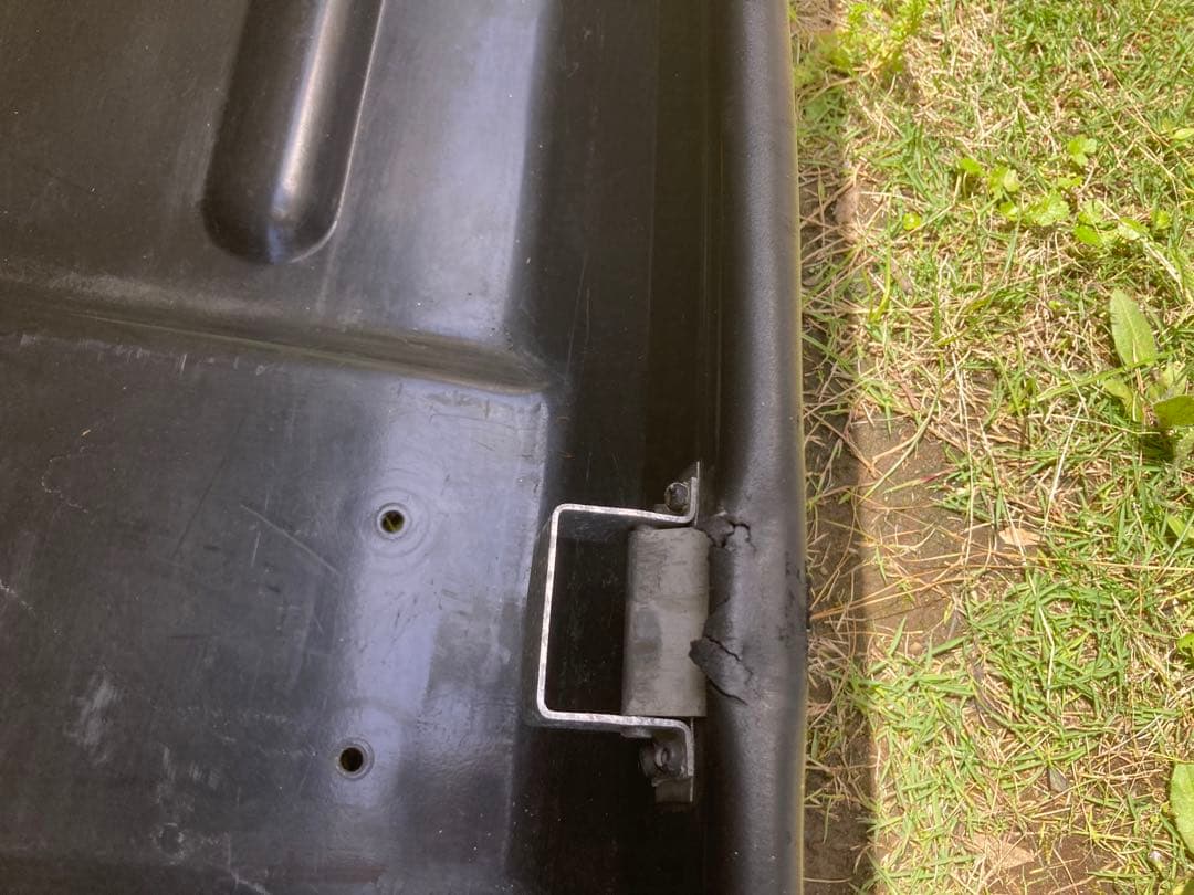 引取限定　momo SportBag シルバー　モモ　ルーフ　キャリア　ボックス