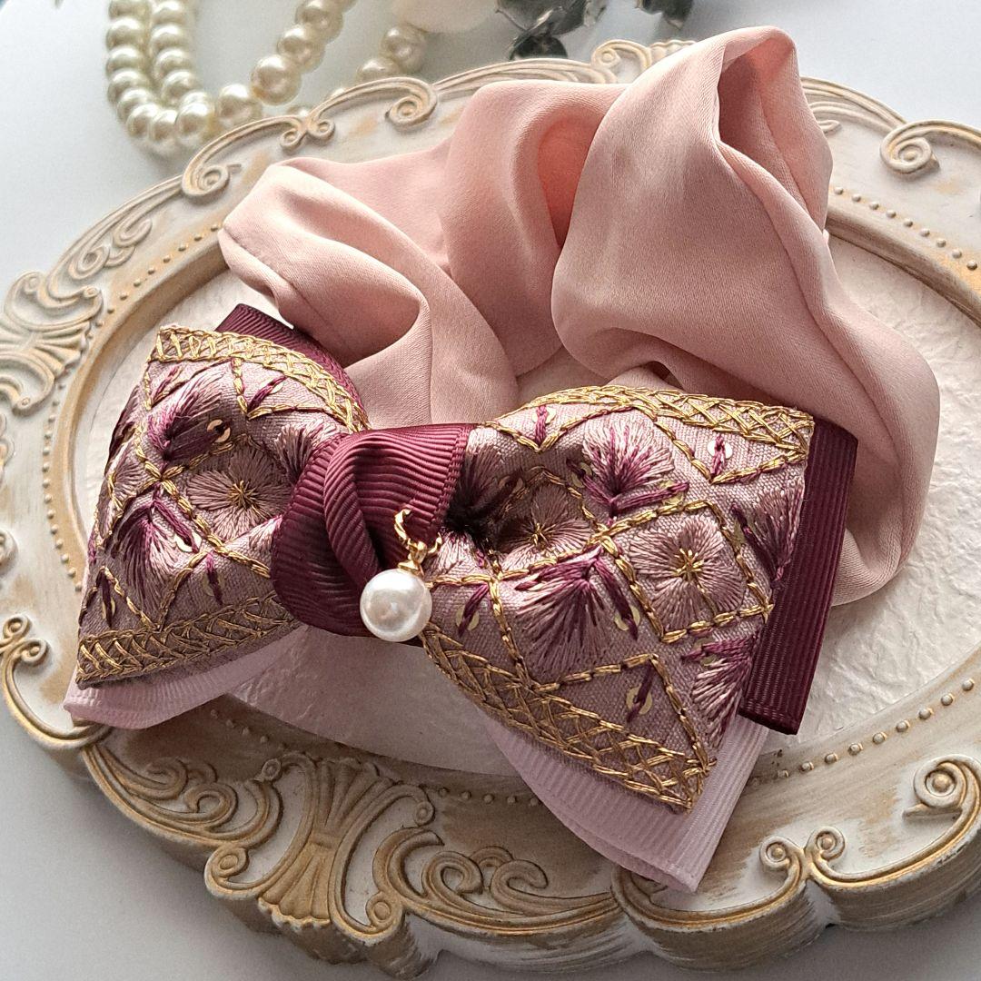 まり様お取引中⭐3047⭐❣️大人可愛い華やかアクセ❣️オリジナル✴インド刺繍