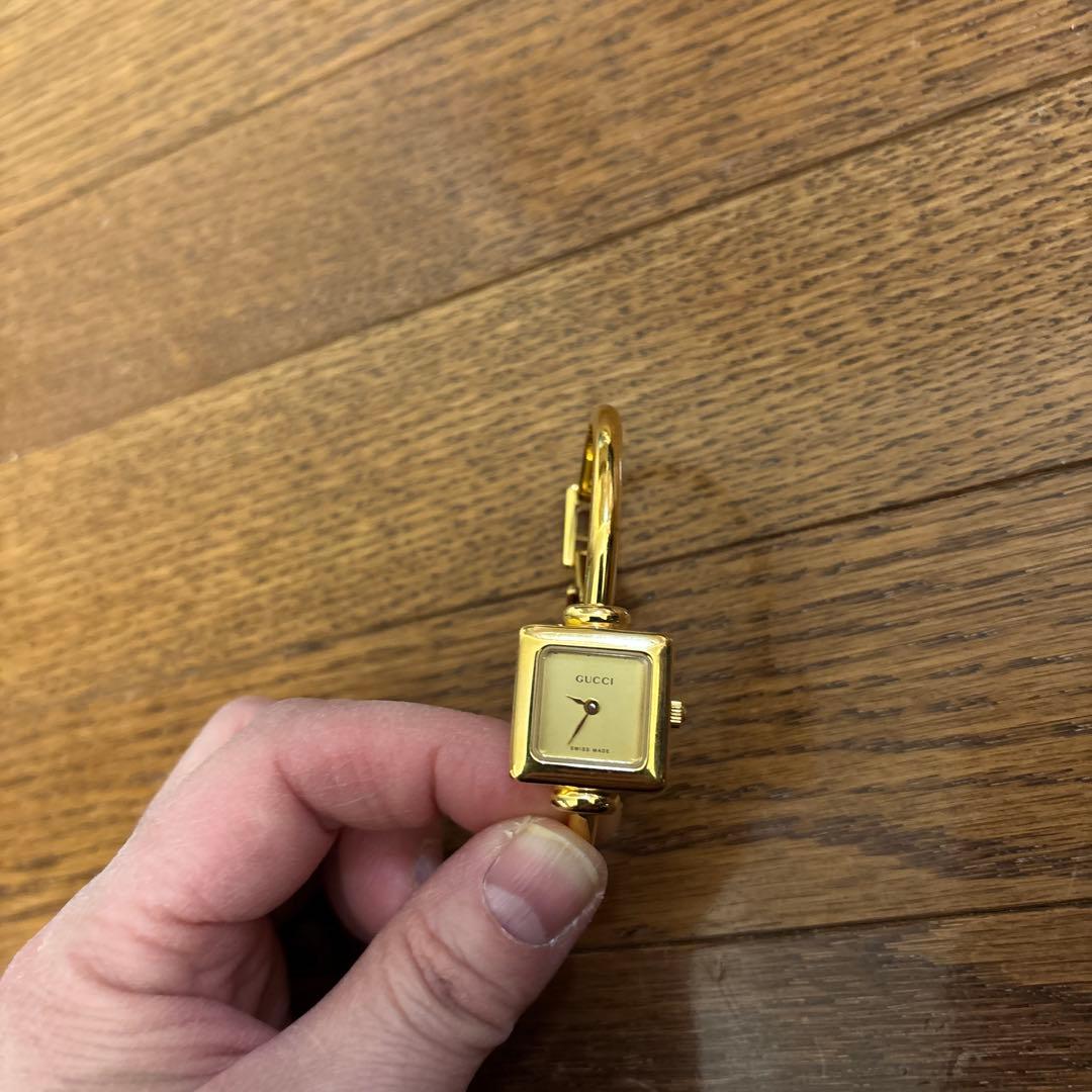 GUCCI グッチ　腕時計　1900L ゴールド　動作未確認