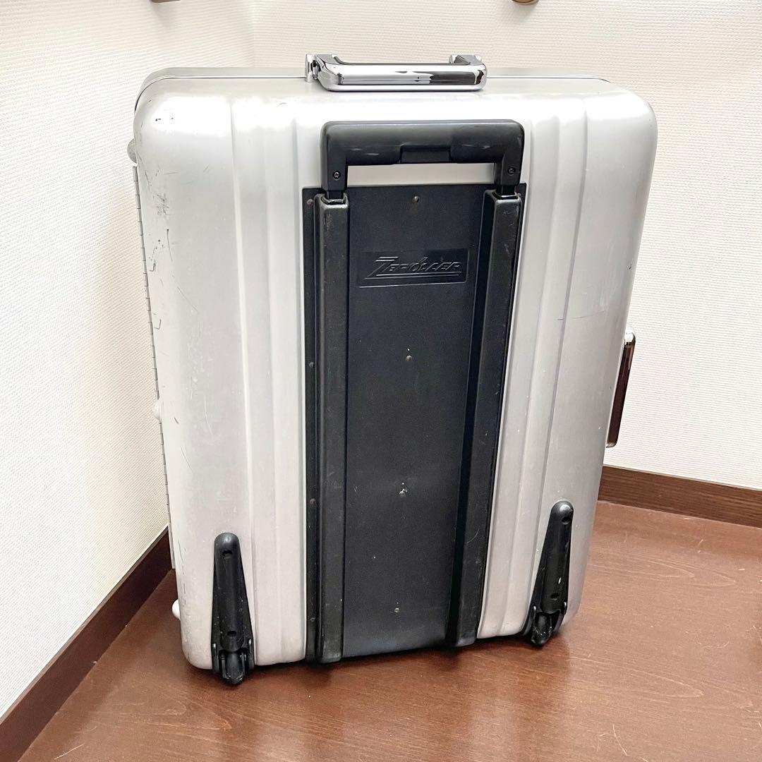 ゼロハリバートン アルミキャリーケース/アメリカNY購入ミドル2輪スライドレバー