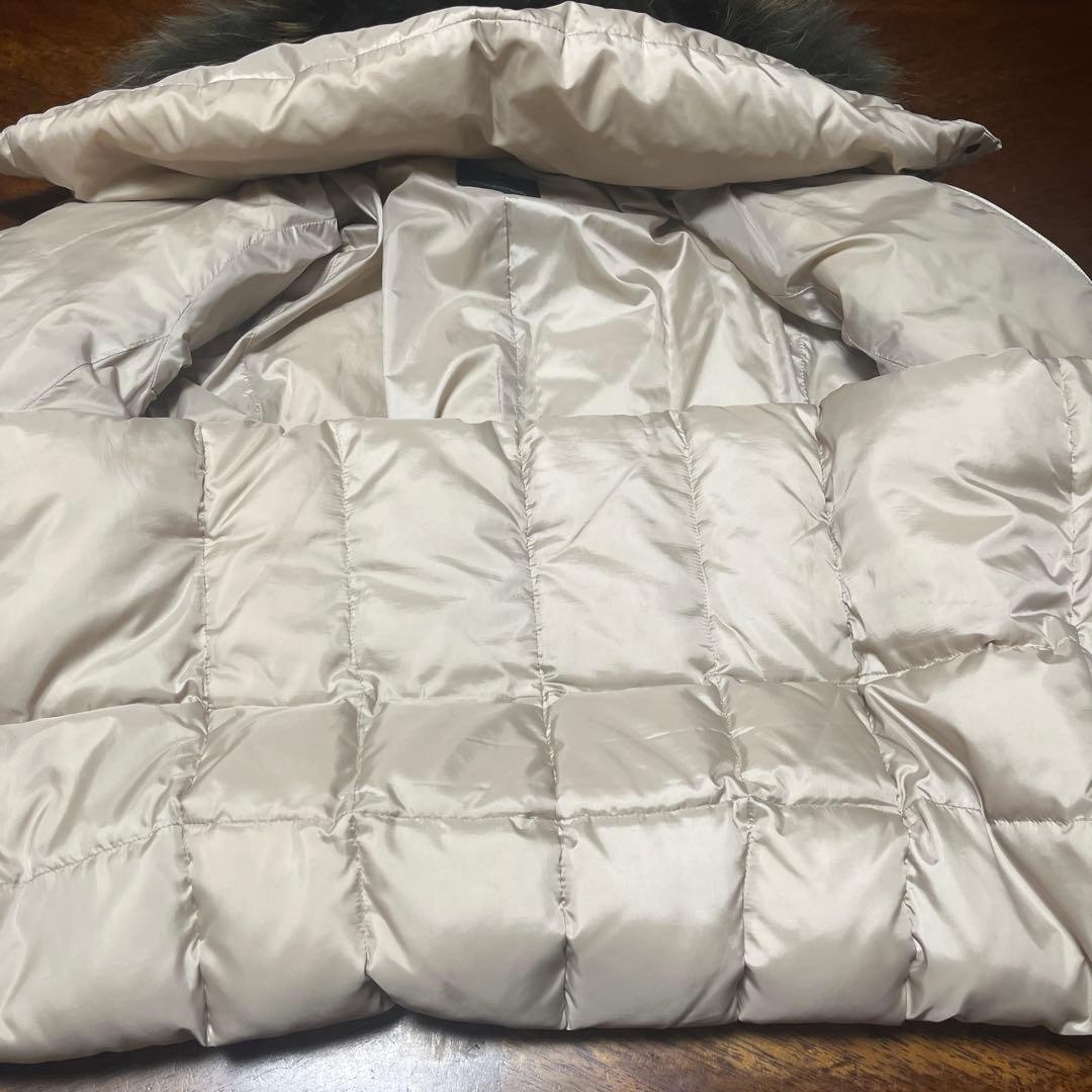 23区　ファー付きベージュダウンジャケット