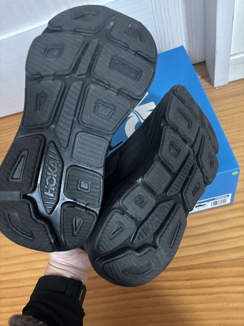 あ*子様 ホカ　HOKA ボンダイ9