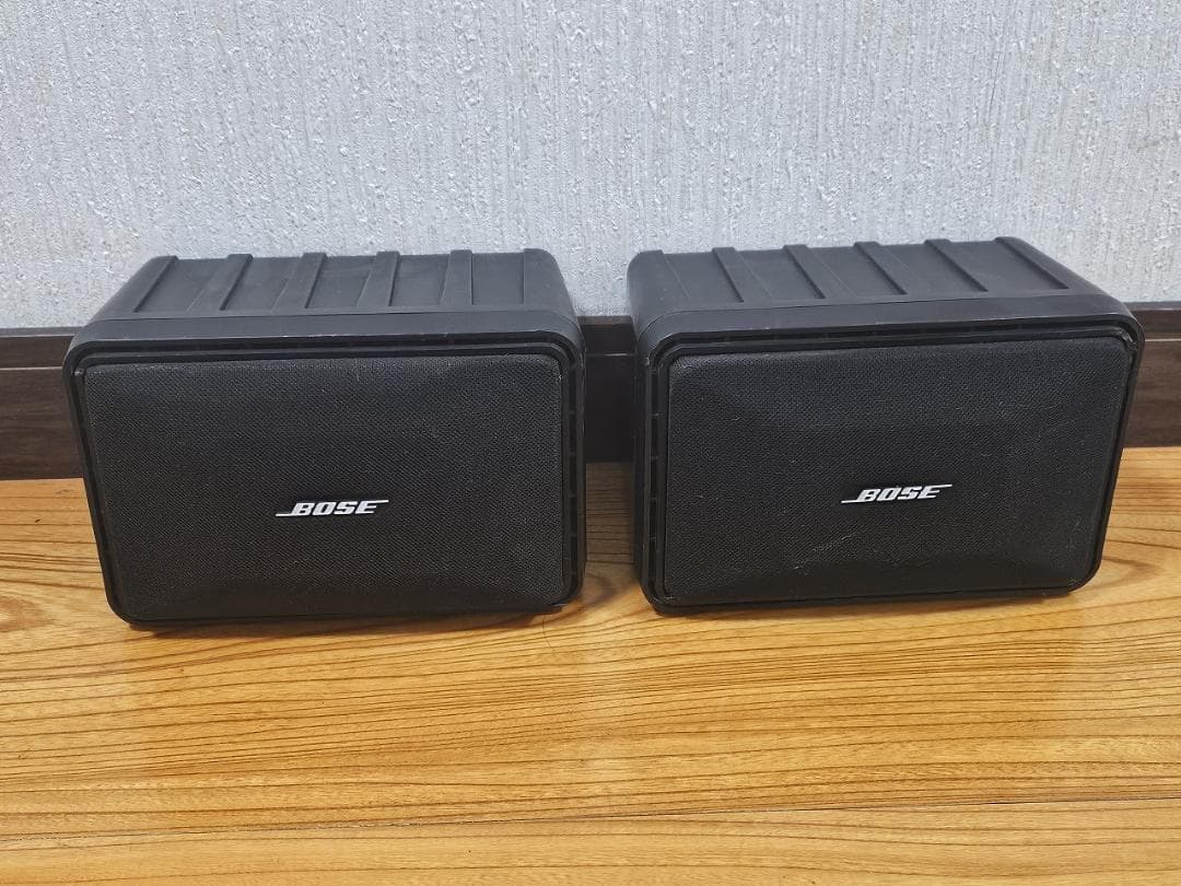 BOSE 101MM 連番 天吊り用 ブラケット付