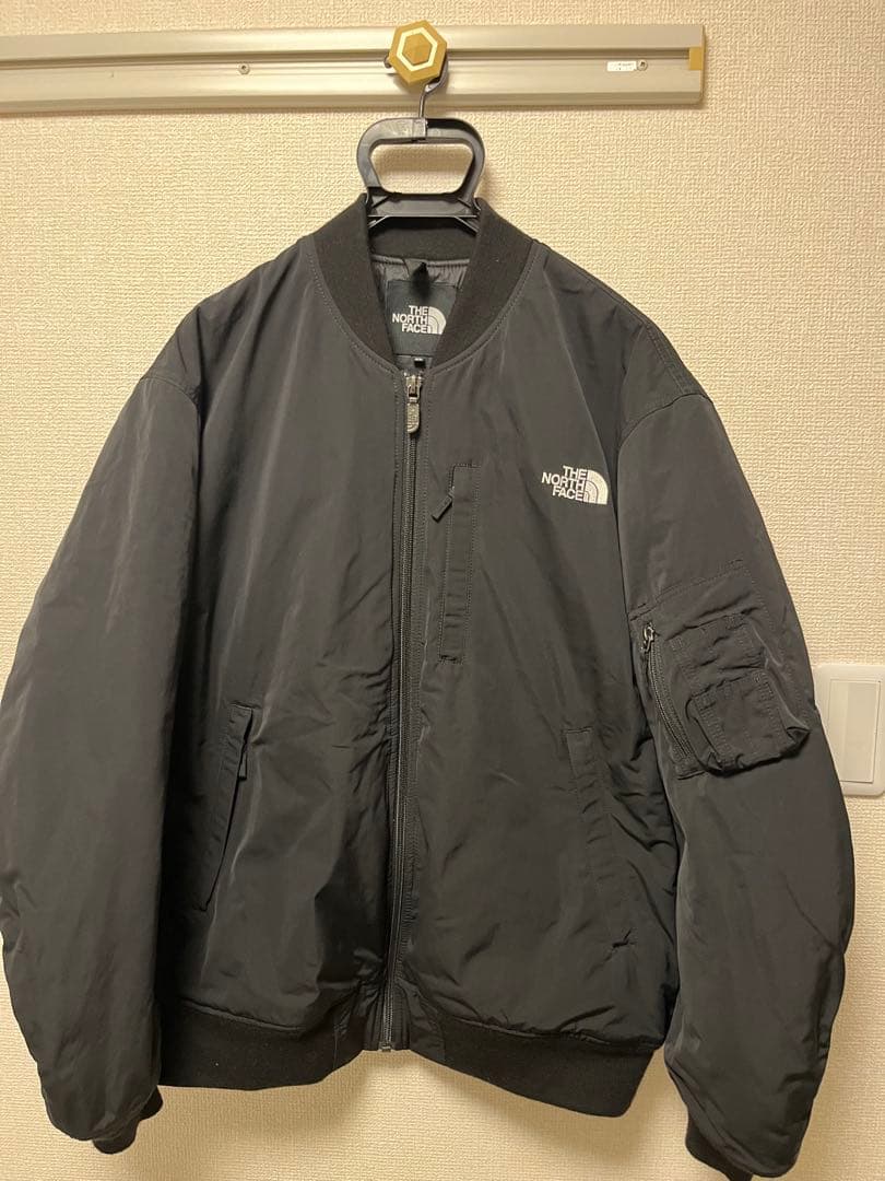 THE NORTH FACE ブラック ボンバージャケット MA-1