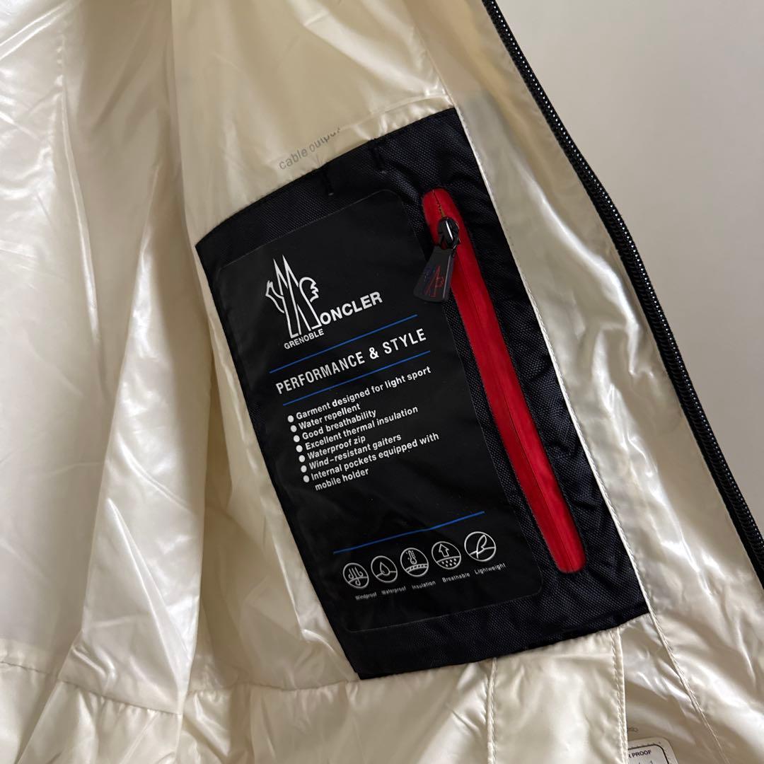MONCLER モンクレール　アウトドア　登山　スノーボード　スキー　ジャケット