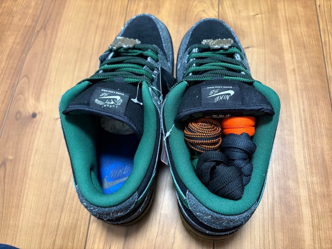 靴 There Skateboards x Nike SB Dunk Low Pro