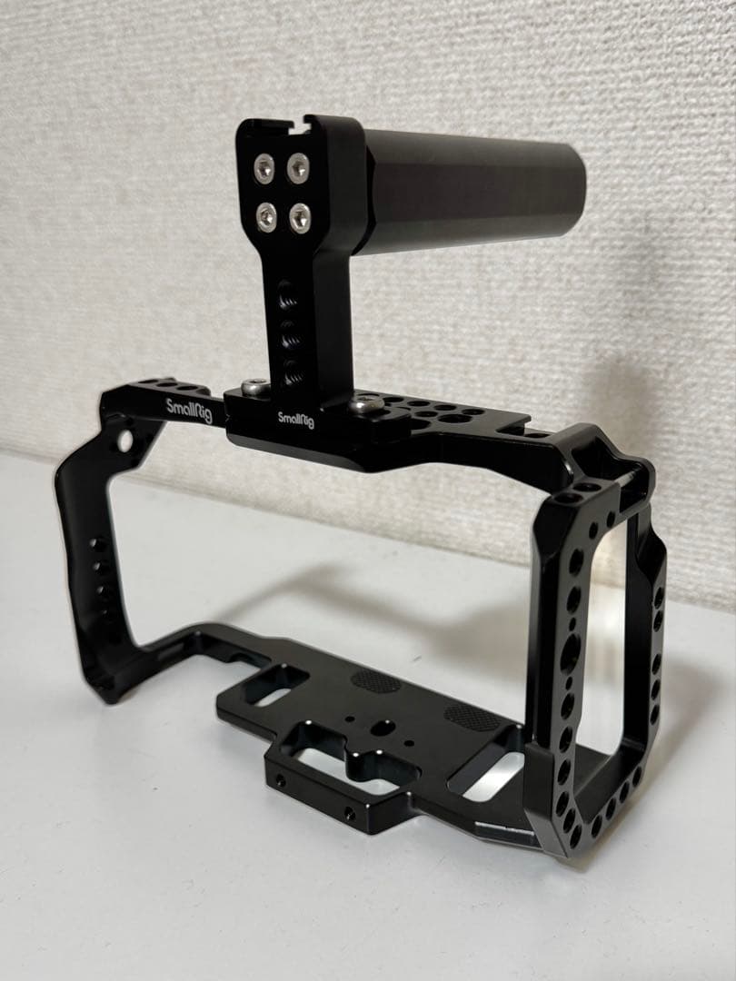 BMPCC4K + SmallRig+ Olympus 14-42mmレンズ付