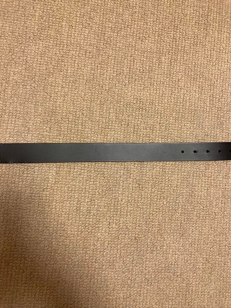 グッチ ベルト 黒 革製　箱と袋付き　全長100センチ 穴5つ