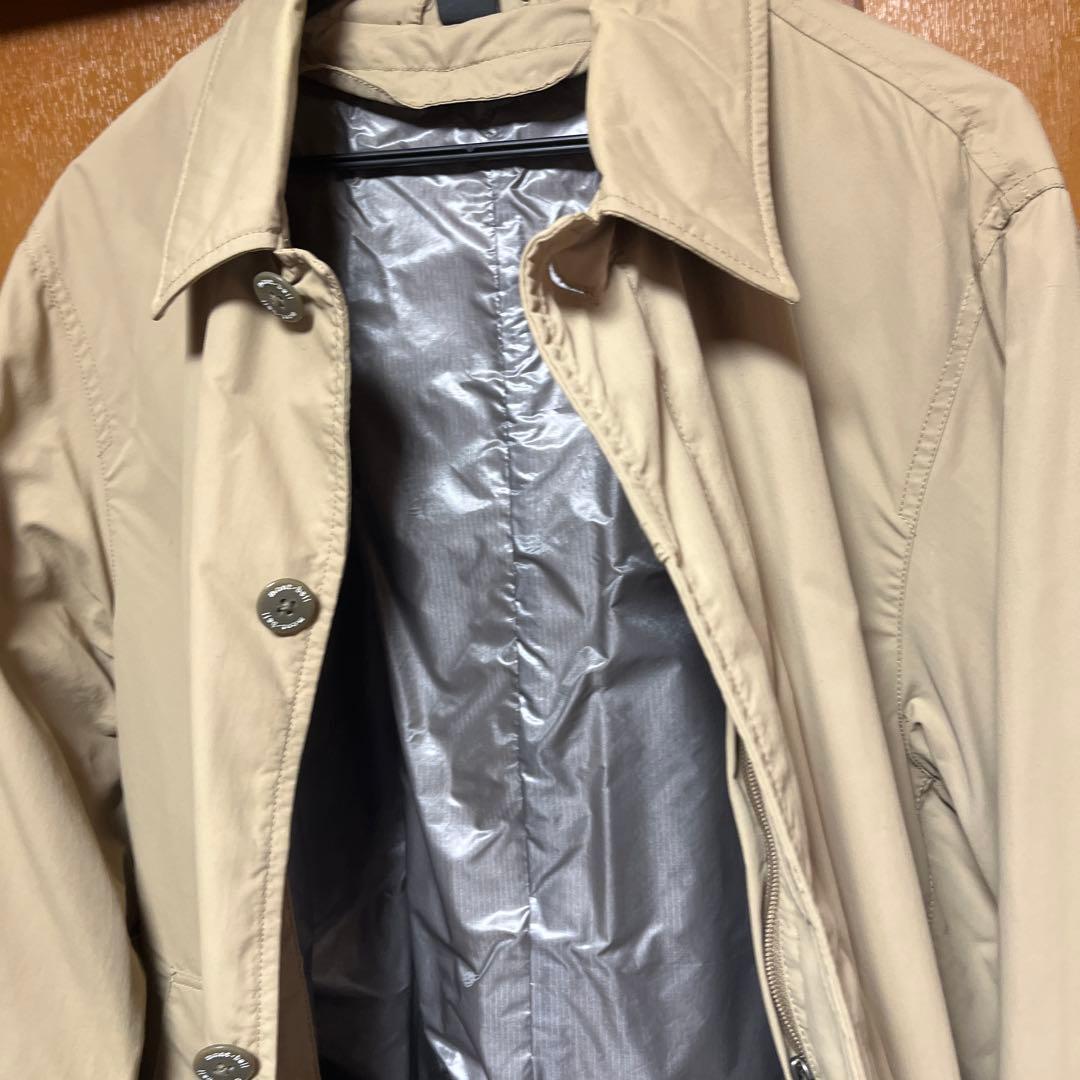 ベージュ ステンカラーコート