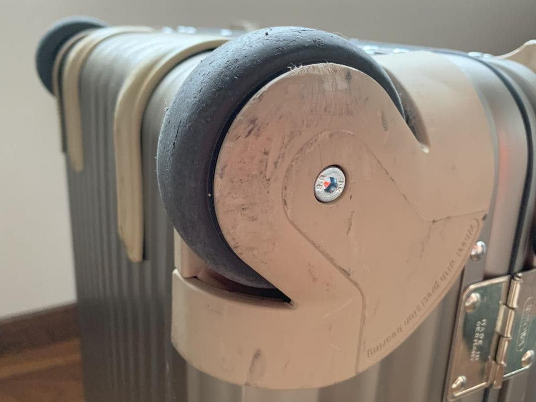 【豆太郎さま専用】RIMOWA TOPAS チタニウム 2輪キャリーケース S