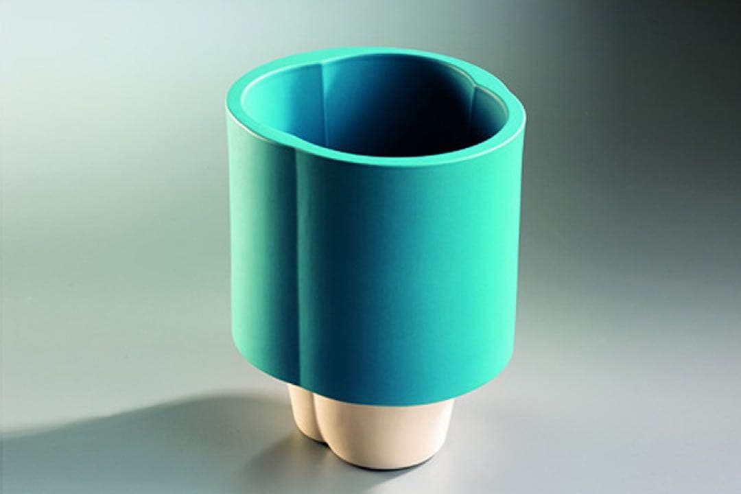 ハイス・バッカー Shot Vase (ショット・ベース) / 花瓶