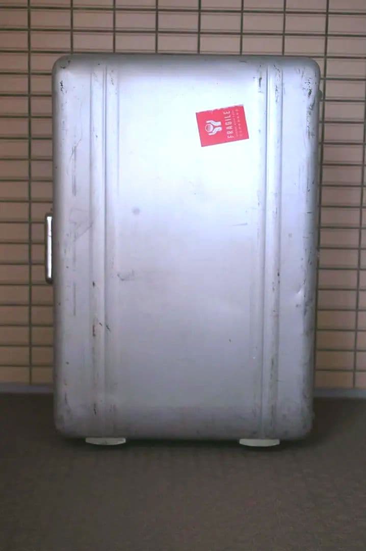 ゼロハリバートン アルミスーツケース 30inch タイヤ、ダイヤルロック修理済