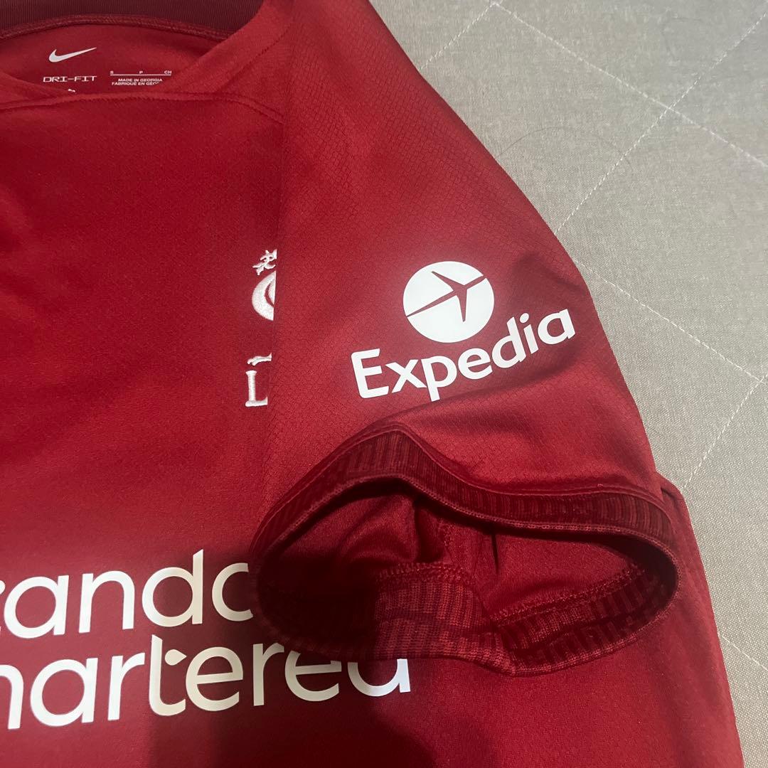 リバプール 22/23 ホームユニフォーム　6番Thiago