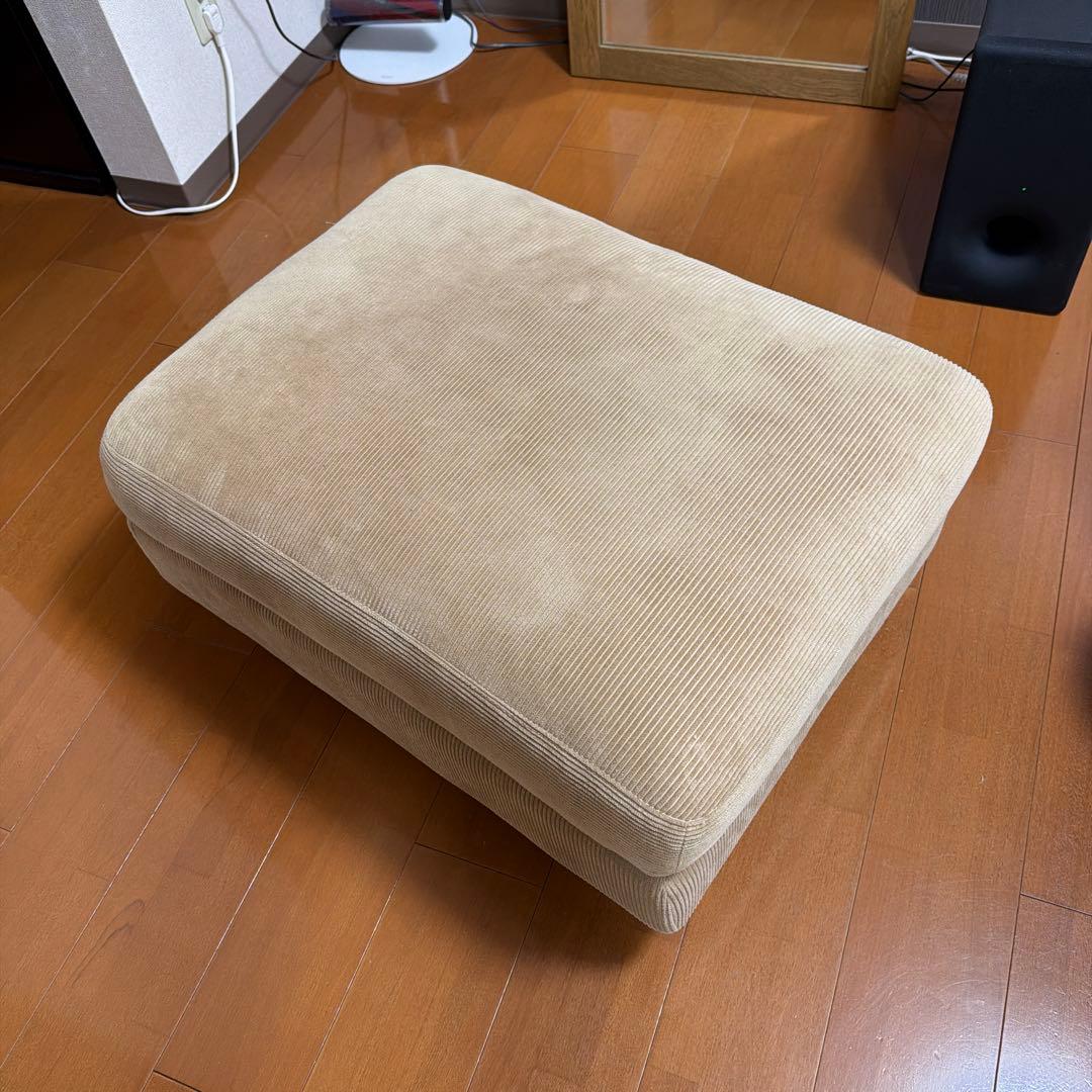 unico greig オットマン　キャメル