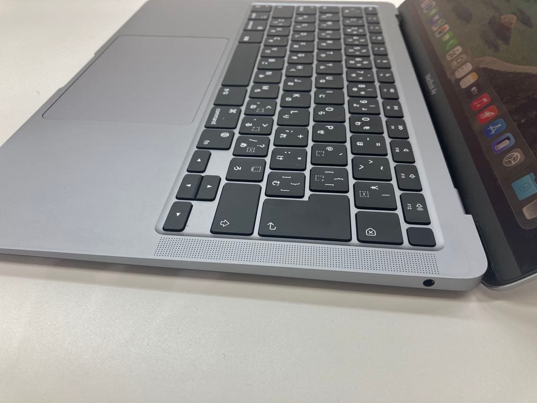 【美品】MacBook Air (M1,2020) 充放電24回バッテリー99%
