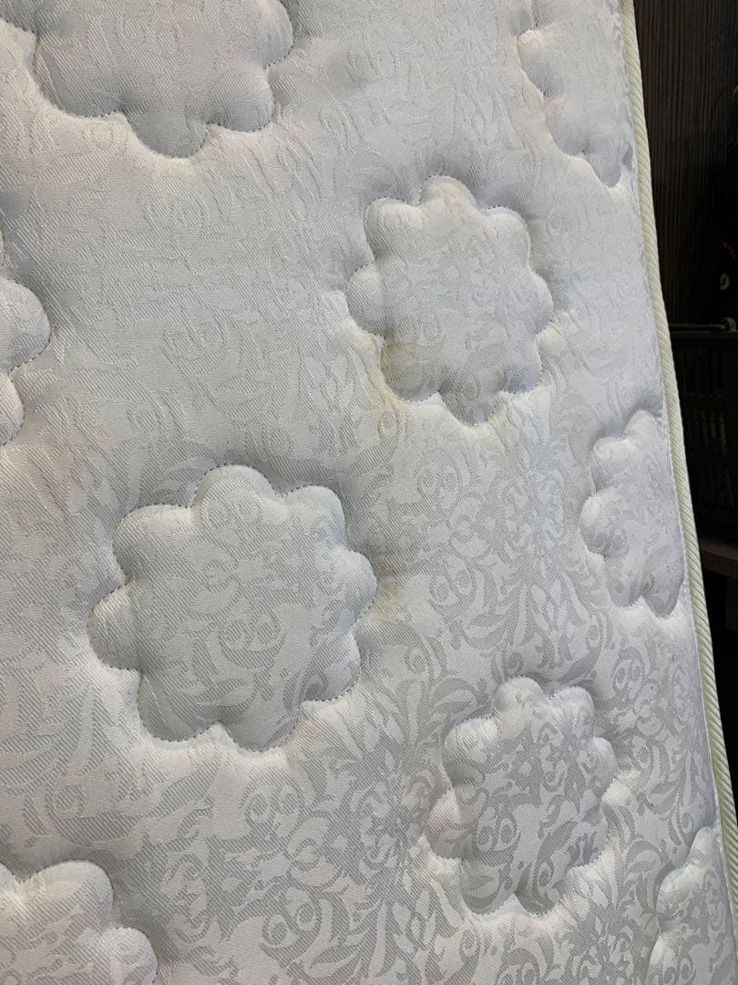 r*r様 シーリー　マットレス