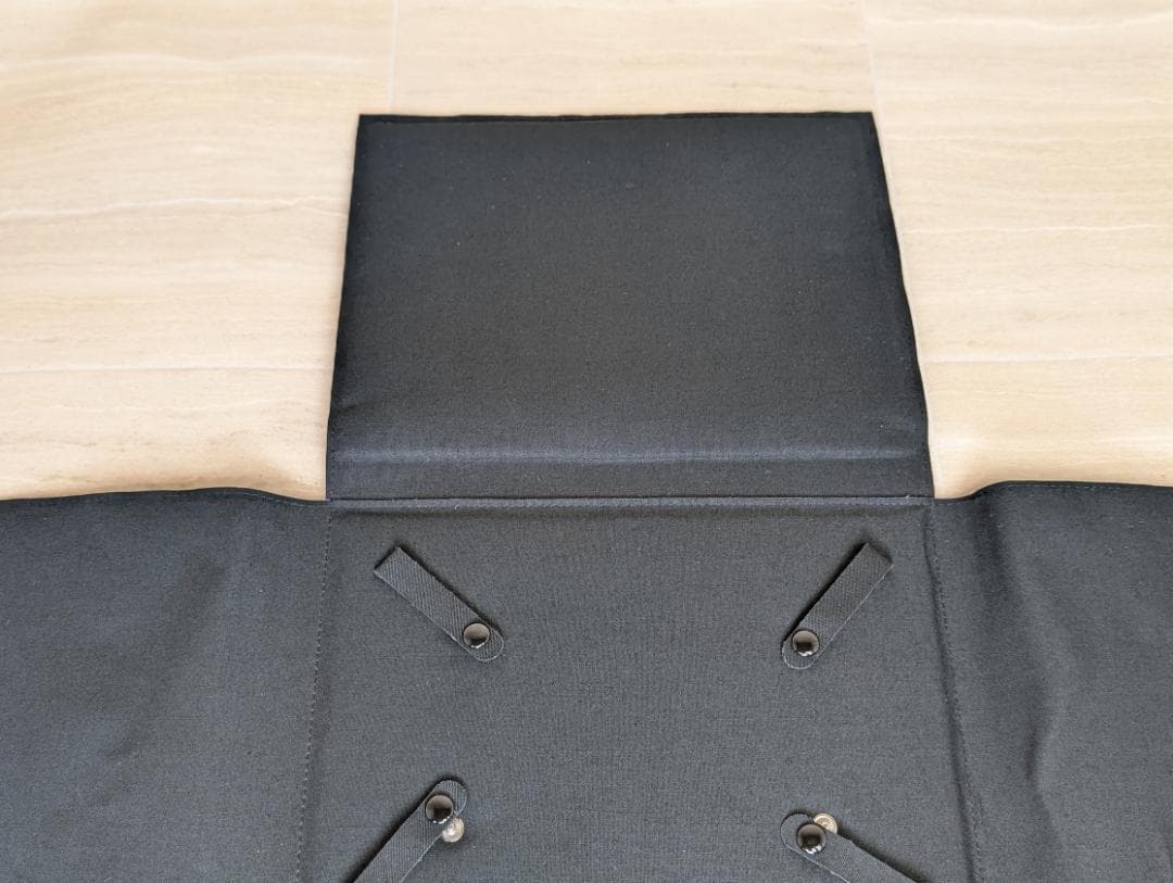 シャネル　CHANEL　アクセサリー入れ　ケース　空箱　デニム地　ベロア　黒